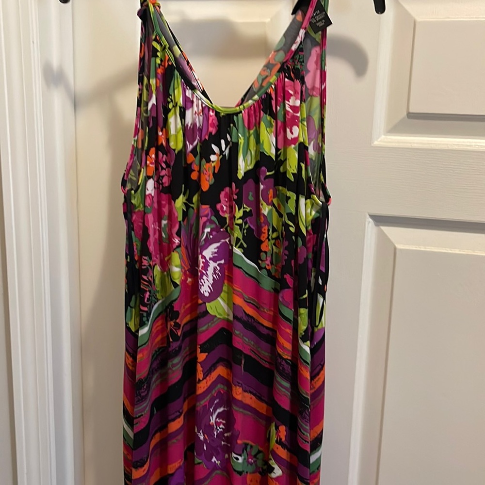 Lane Bryant. Size 14/16. A long Maxi dress. Sleeveless. Tie up in the back.